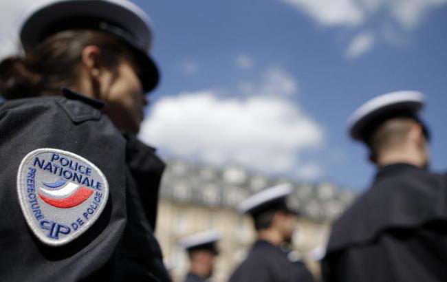 Возле Парижа задержали четырех человек по подозрению в подготовке теракта