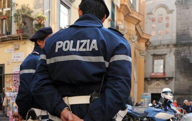 В Милане мужчина с ножом напал на военных, есть пострадавшие