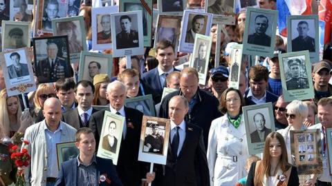 "Коктейль із сепаратизму": в мережі вказали на небезпеку акції "Безсмертний полк" для України