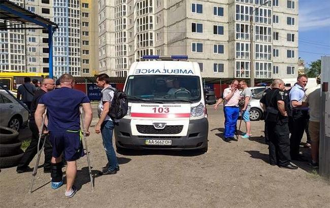У Києві через стрілянину з потерпілим співробітником СБУ затримали трьох осіб
