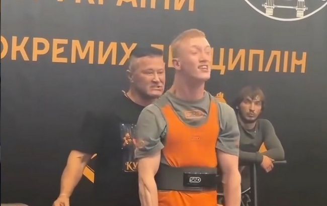 Путь чемпиона: украинский пауэрлифтер с ДЦП установил мировой рекорд
