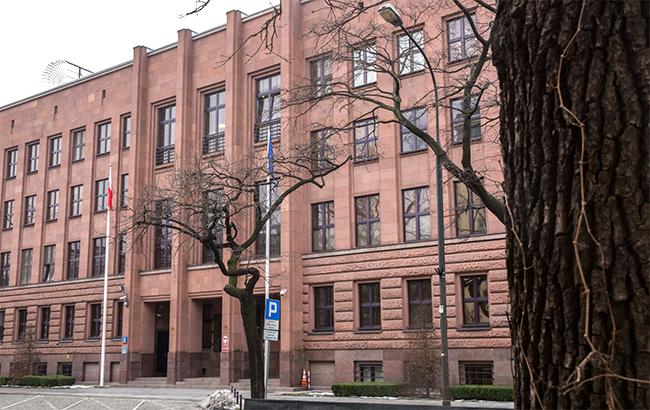 У МЗС Польщі засудили інцидент зі спаленням польського прапора в Києві