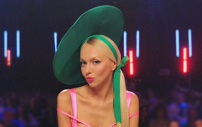 "Цирковая артистка": Оля Полякова показала впечатляющие трюки младшей дочки