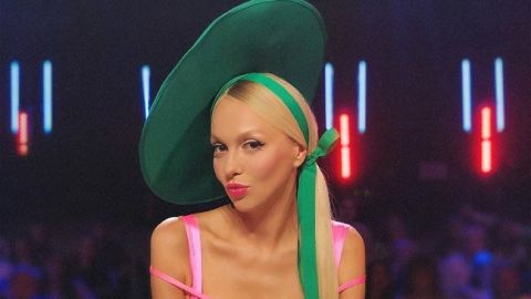 Малышки на выгуле: Оля Полякова провела вечер в компании стильных дочек