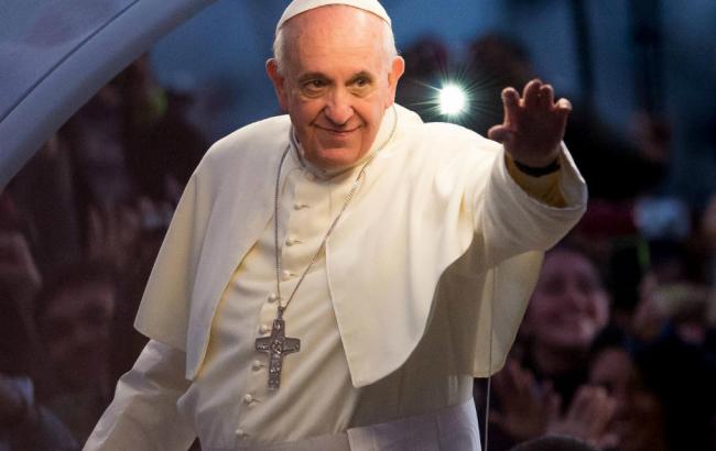 Папа Франциск порівняв Біблію з мобільним телефоном