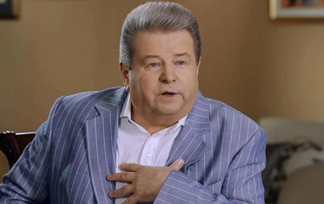 Поплавський розпродає свої заправки