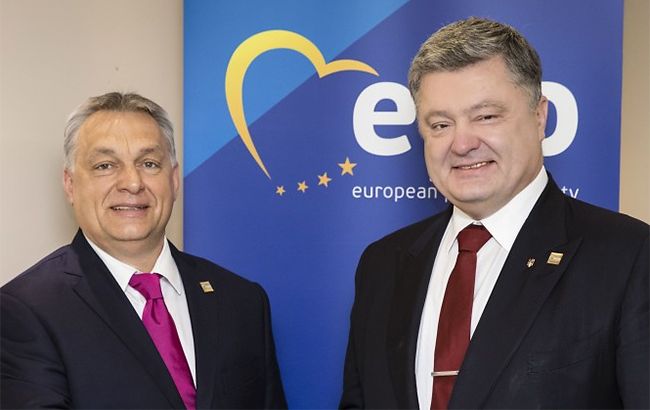 Орбан запропонував Порошенку узаконити подвійне громадянство для угорців в Україні