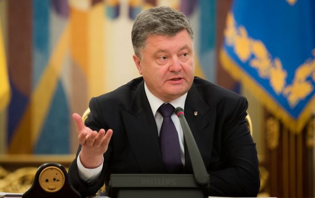 Порошенко схвалив збереження суми допомоги дітям-інвалідам після 18 років