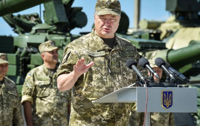 Порошенко: оголошувати сьому хвилю мобілізації поки немає необхідності