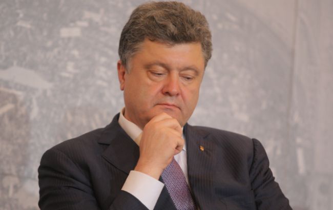 Порошенко предложил контактной группе по Донбассу обсудить вопрос миротворцев