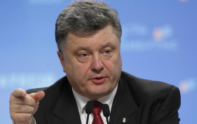 РФ не вдасться провокаціями в Криму домогтися скасування санкцій, - Порошенко