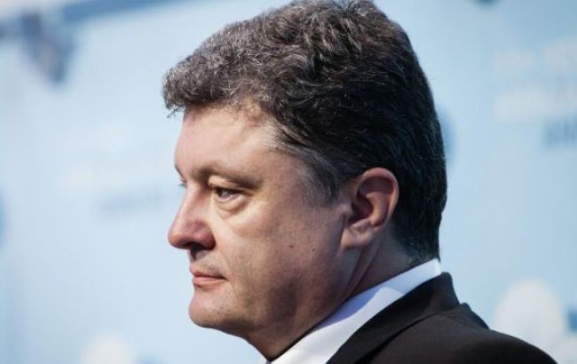 Порошенко побачив зв'язок між зростанням напруженості на Донбасі і подіями в Мукачевому