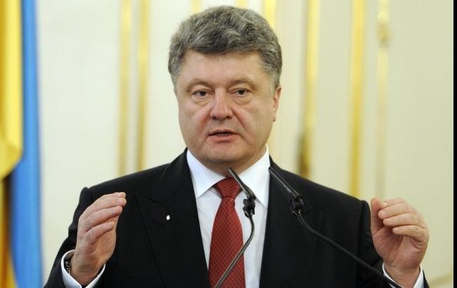 Порошенко попросив Кучму скасувати заяву про продовження мінського процесу до 2016 р