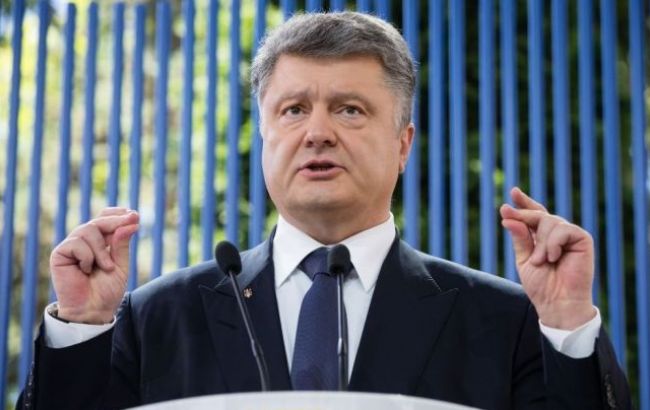 Порошенко проводит встречу с премьером Канады