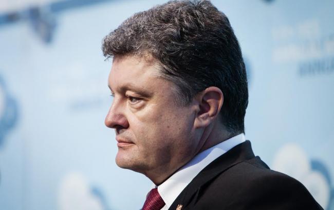 Украина сохраняет ограниченные экономические отношения с оккупированным Донбассом, - Порошенко