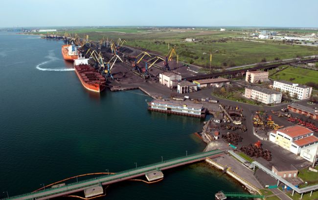 "Южный" расценивает заявление Лещенко о тендере по дноуглублению порта как давление на АМКУ