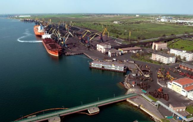 "Van Oord Украина" заявляет о нарушениях при проведении тендера в порту "Южный"