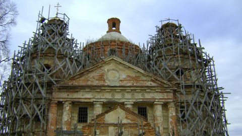 Атака на символ Сумщини: обстріл пошкодив храм Різдва Пресвятої Богородиці