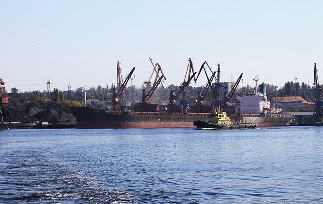 АМПУ зафіксувала забруднення акваторії Миколаївського морпорту