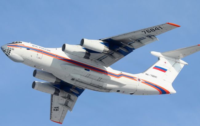 У Росії при гасінні лісових пожеж пропав літак МНС