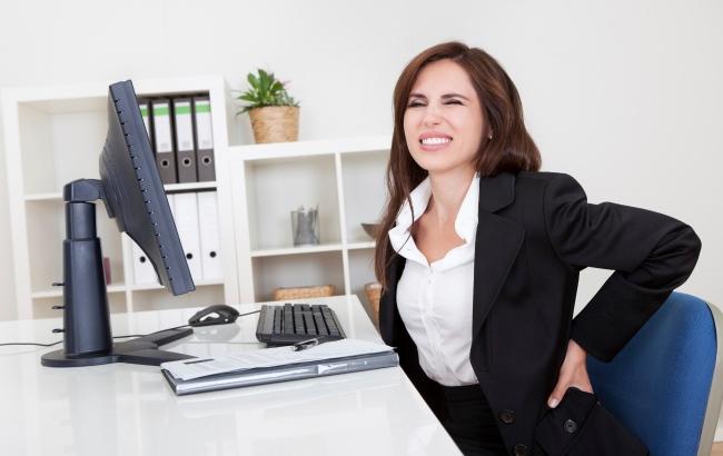 Специалисты рассказали, как сохранить здоровье на сидячей работе