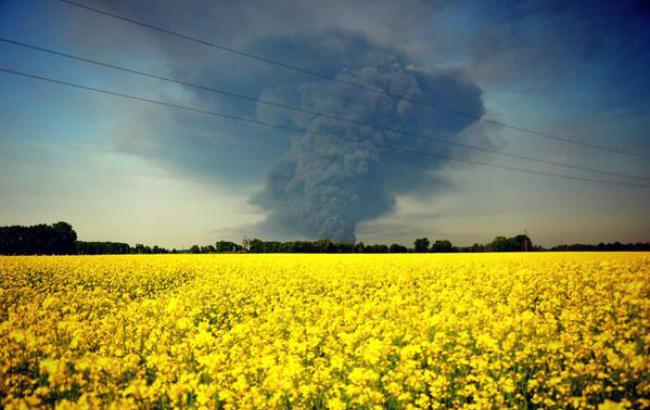Пожар на нефтебазе под Киевом: ГосСЭС обратилась к ВОЗ для анализа рисков на окружающую среду