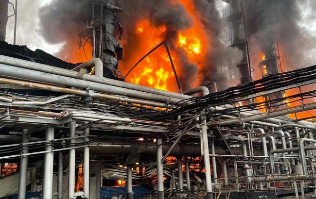 Вибух на заводі "Газпрому" зупинив видобуток газу в Сибіру і знизив прокачування в Європу