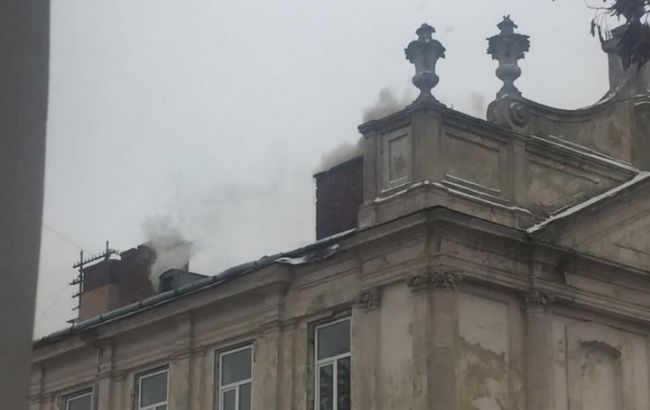 У Львові горить обласна лікарня