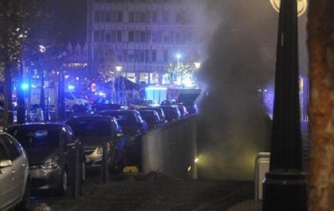 В Бельгии горели автомобили на парковке здания оперы