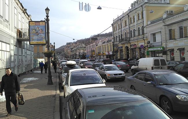 Пробки в Киеве достигли 8 баллов