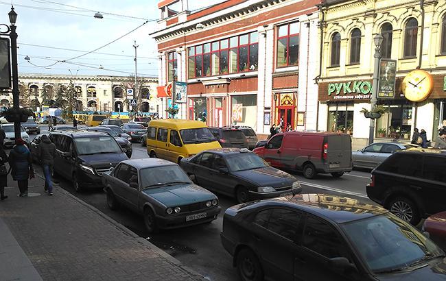 Пробки в Киеве достигли 6 баллов