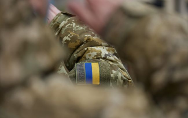 На Донбассе погиб украинский военный, еще один был ранен