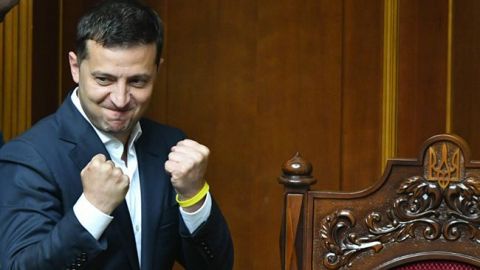 Комитет рекомендует Раде одобрить закон Зеленского об импичменте