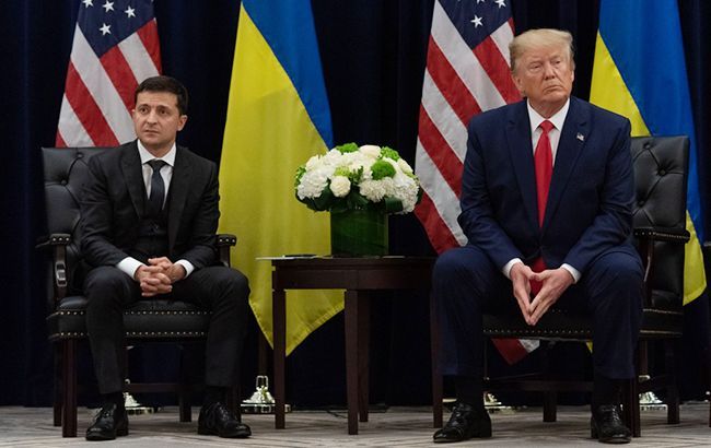 Белый дом заморозил помощь Украине через полтора часа после звонка Трампа Зеленскому