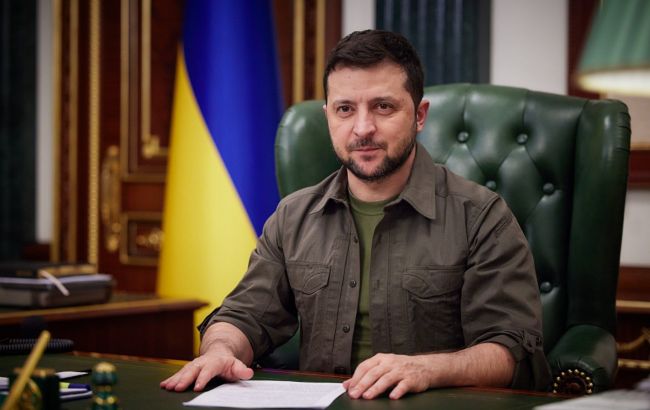 Зеленський відреагував на скандал щодо обмеження повноважень КМВА