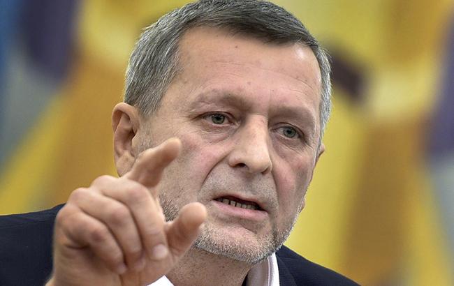 "Такие письма дух дают и веру": Ахтем Чийгоз встретился со школьником, который писал ему в тюрьму