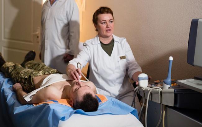 "Живого місця немає, суцільні рани": волонтер розповіла про стан бійців у київському госпіталі