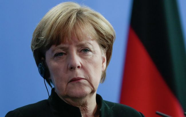 Меркель настаивает на восстановлении территориальной целостности Украины