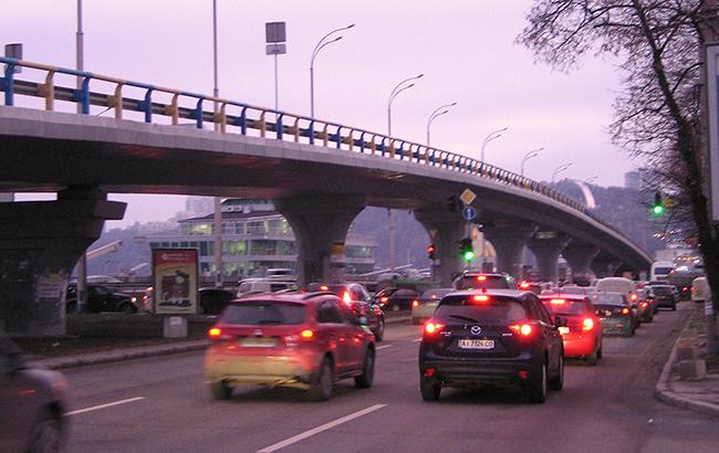 Пробки в Киеве достигли 7 баллов