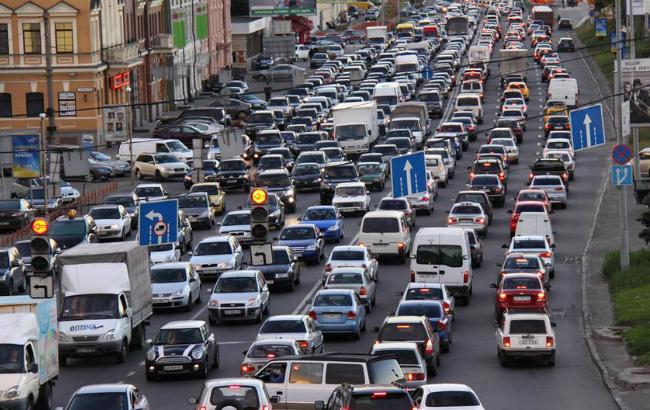 Пробки в Києві досягли 6 балів