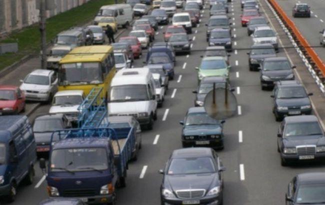 Пробки в Киеве достигли 9 баллов