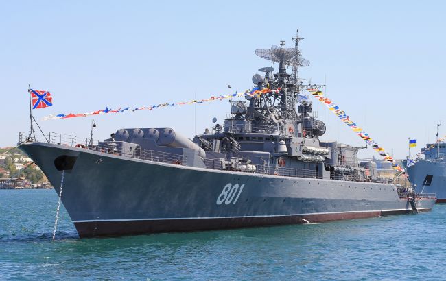 Війська РФ забирають частину Чорноморського флоту з Криму, щоб мінімізувати втрати, - ISW