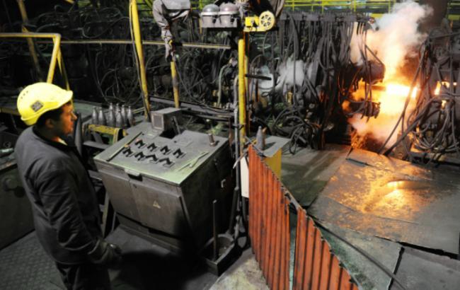 Промвиробництво в Україні в травні вповільнило падіння до 20,7%, - Держстат