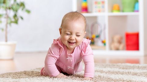 Опасно для жизни: Комаровский рассказал, как уберечь маленьких детей