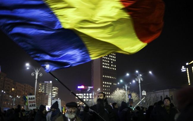 В Бухаресте 50 тыс. протестующих требовали отставки правительства