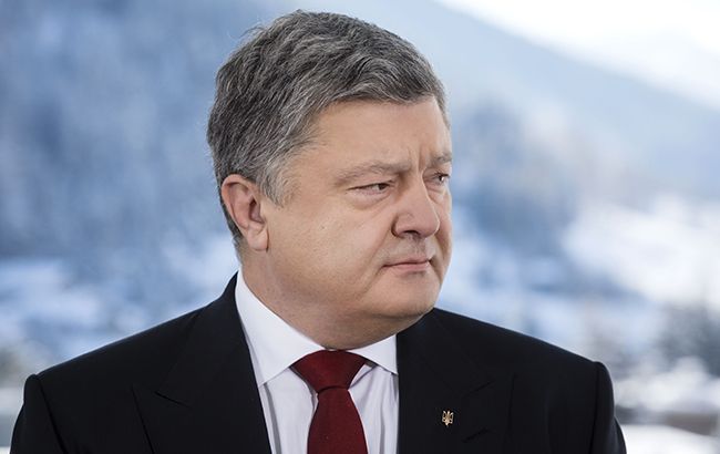 Порошенко заявив, що Україна здатна контратакувати Росію в кібервійні