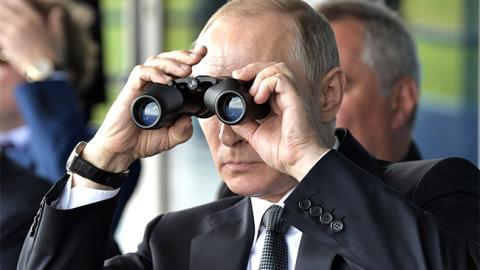 Путін привітав з днем народження співака-шанувальника "ДНР"