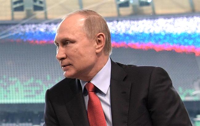 "Наверняка станет мемом": странное фото Путина озадачило сеть