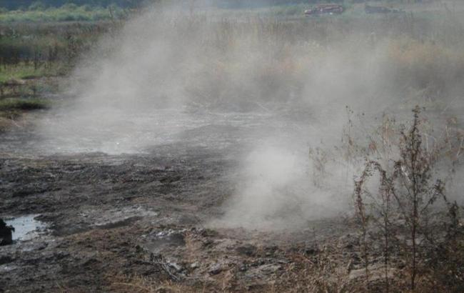 Держекоінспекція звинуватила місцеву владу у пожежі на торфовищах під Києвом