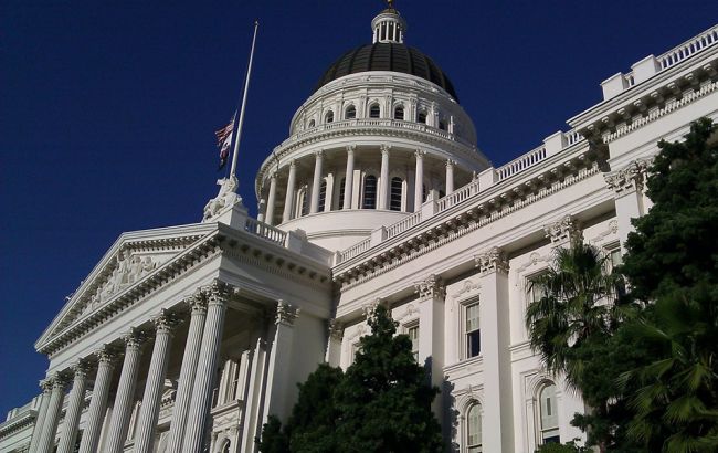 Сенат Конгресса США одобрил прекращение поддержки Эр-Рияда в Йемене